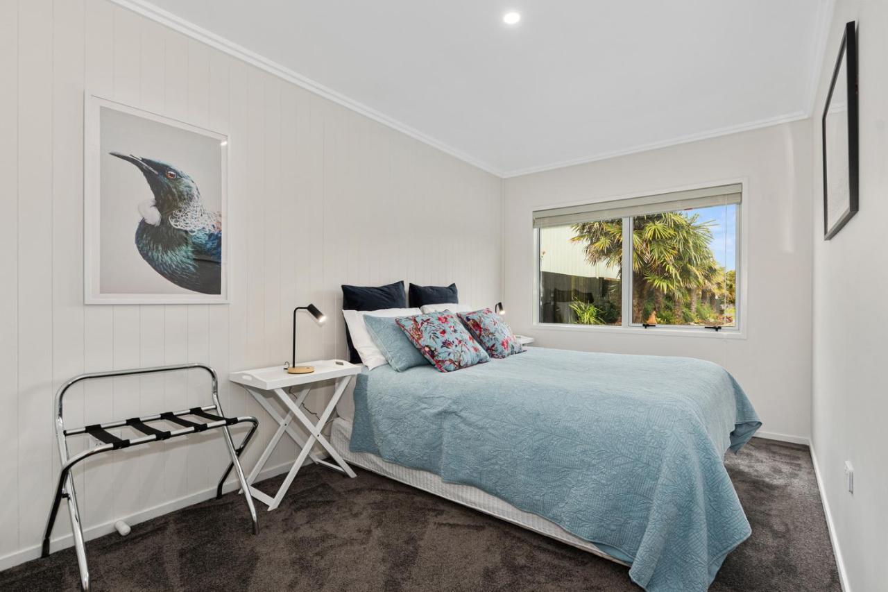River Rest - Ruakaka Holiday Home Extérieur photo